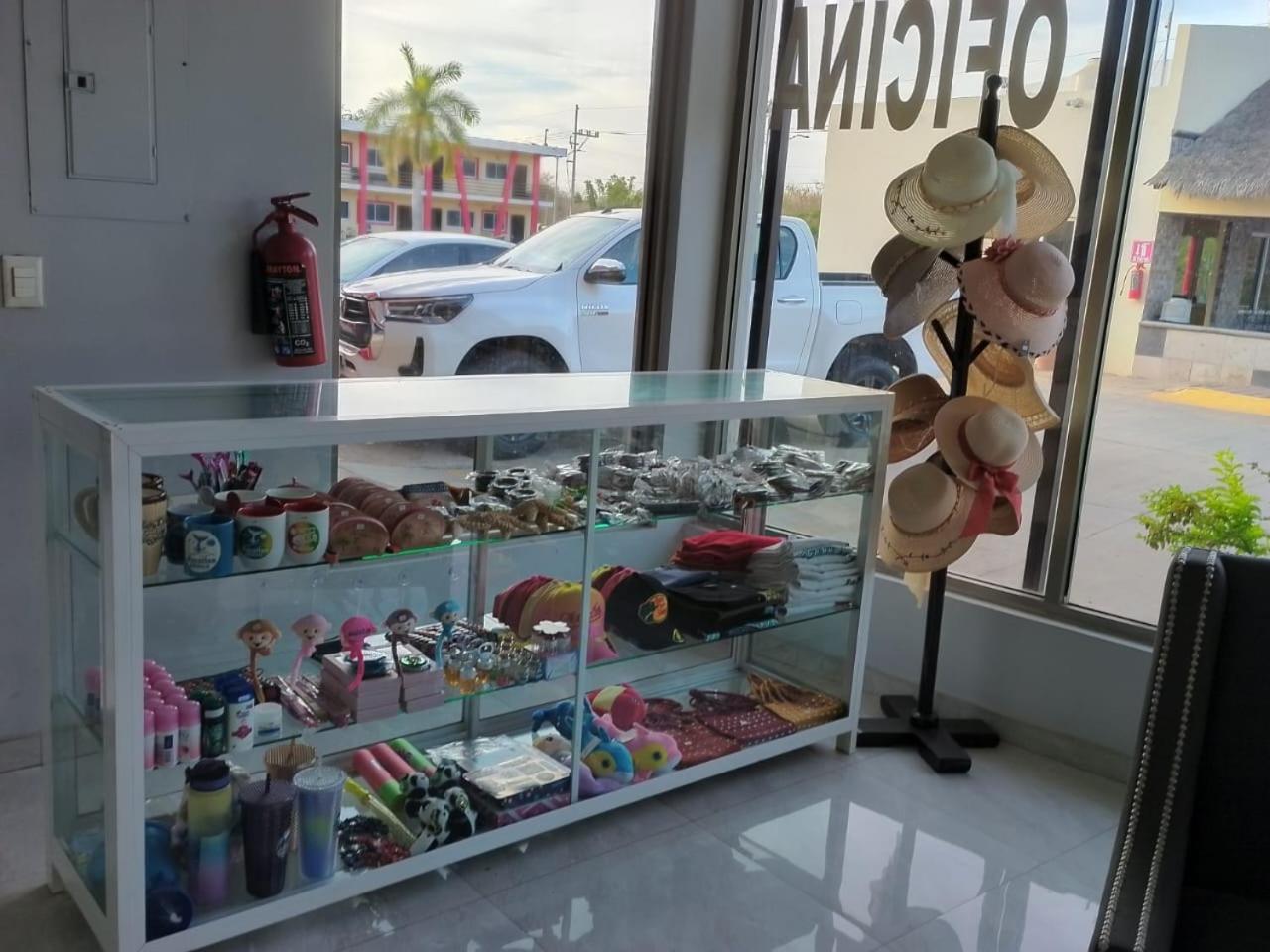 El Descanso Inn Mazatlán Εξωτερικό φωτογραφία