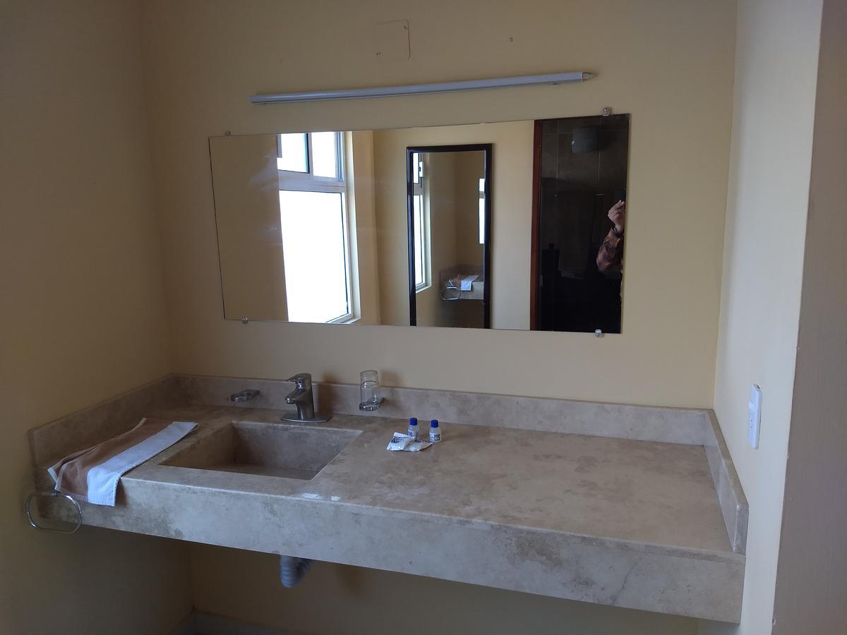 El Descanso Inn Mazatlán Εξωτερικό φωτογραφία