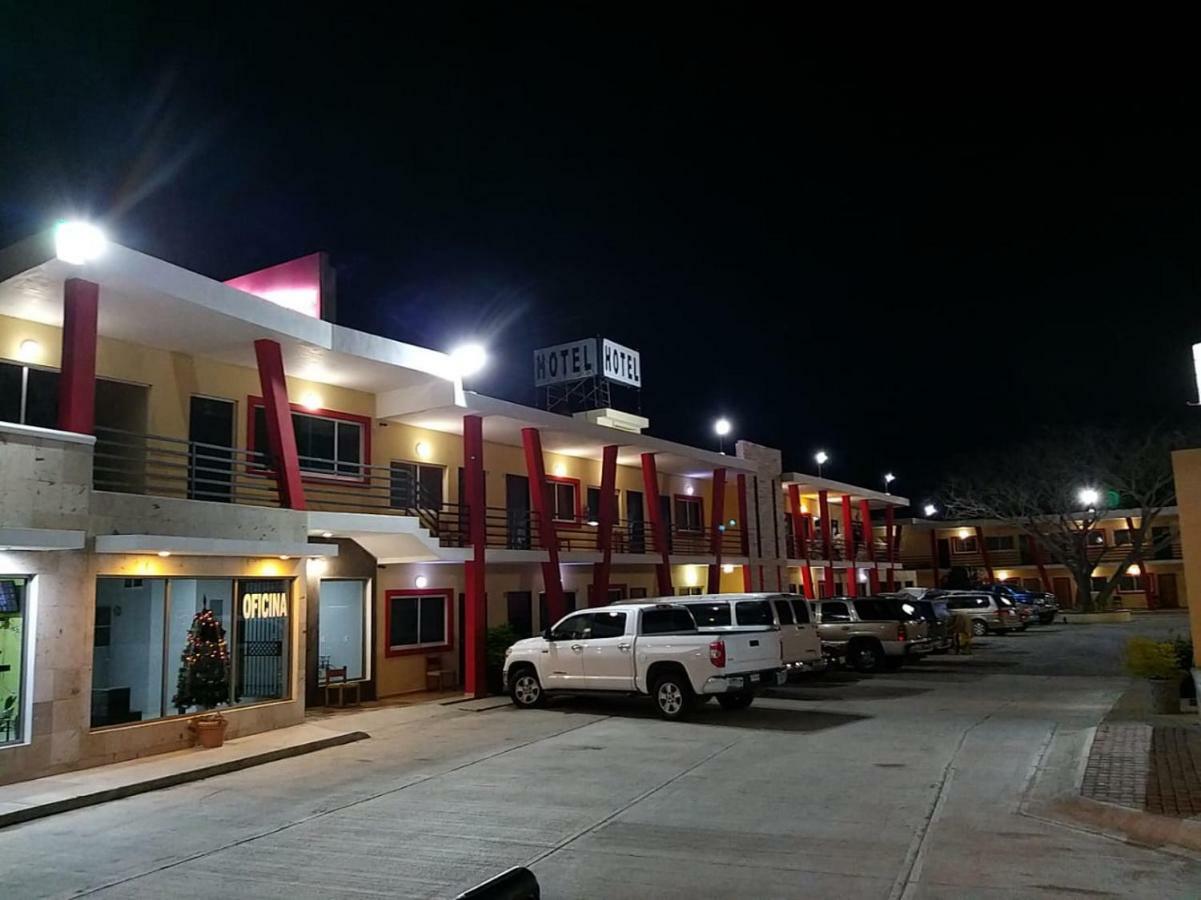 El Descanso Inn Mazatlán Εξωτερικό φωτογραφία